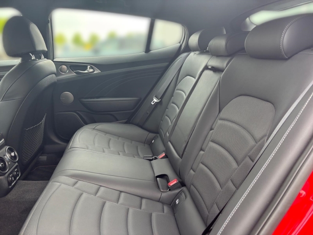 Kia Stinger – Bild 11