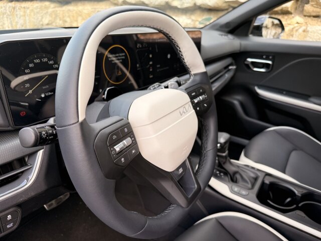 Kia K4 SW – Bild 13