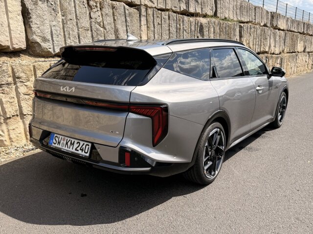 Kia K4 SW – Bild 7