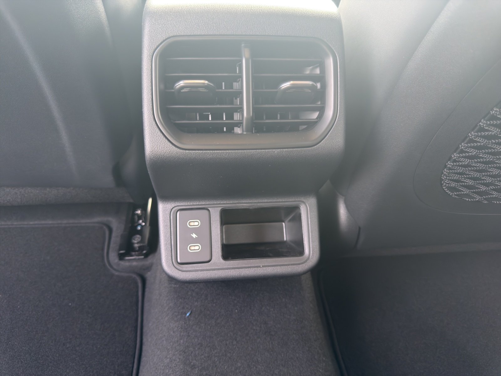 Kia K4 – Bild 14