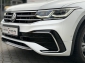 VW Tiguan Allspace R-line / Pano / KeylessGO / 360�