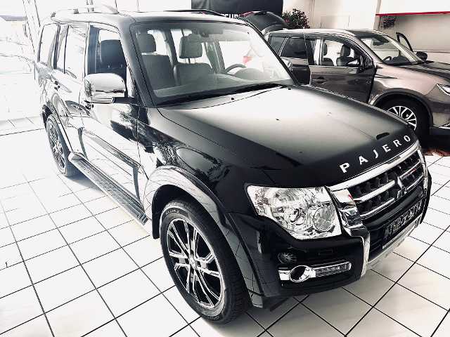 Mitsubishi Pajero 5-T�rer Final Edition 3.2 DI-D Automatik