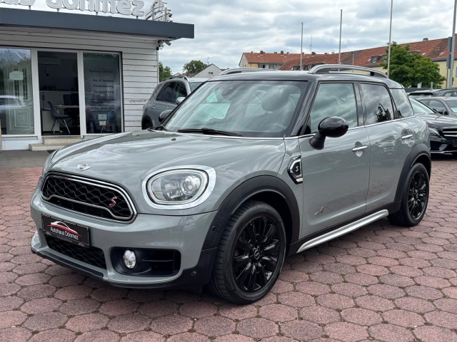 MINI Cooper S Countryman All4 AUTOMATIK NAVI LEDER RK