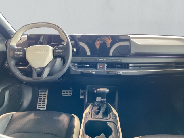 Kia K4 SW – Bild 9
