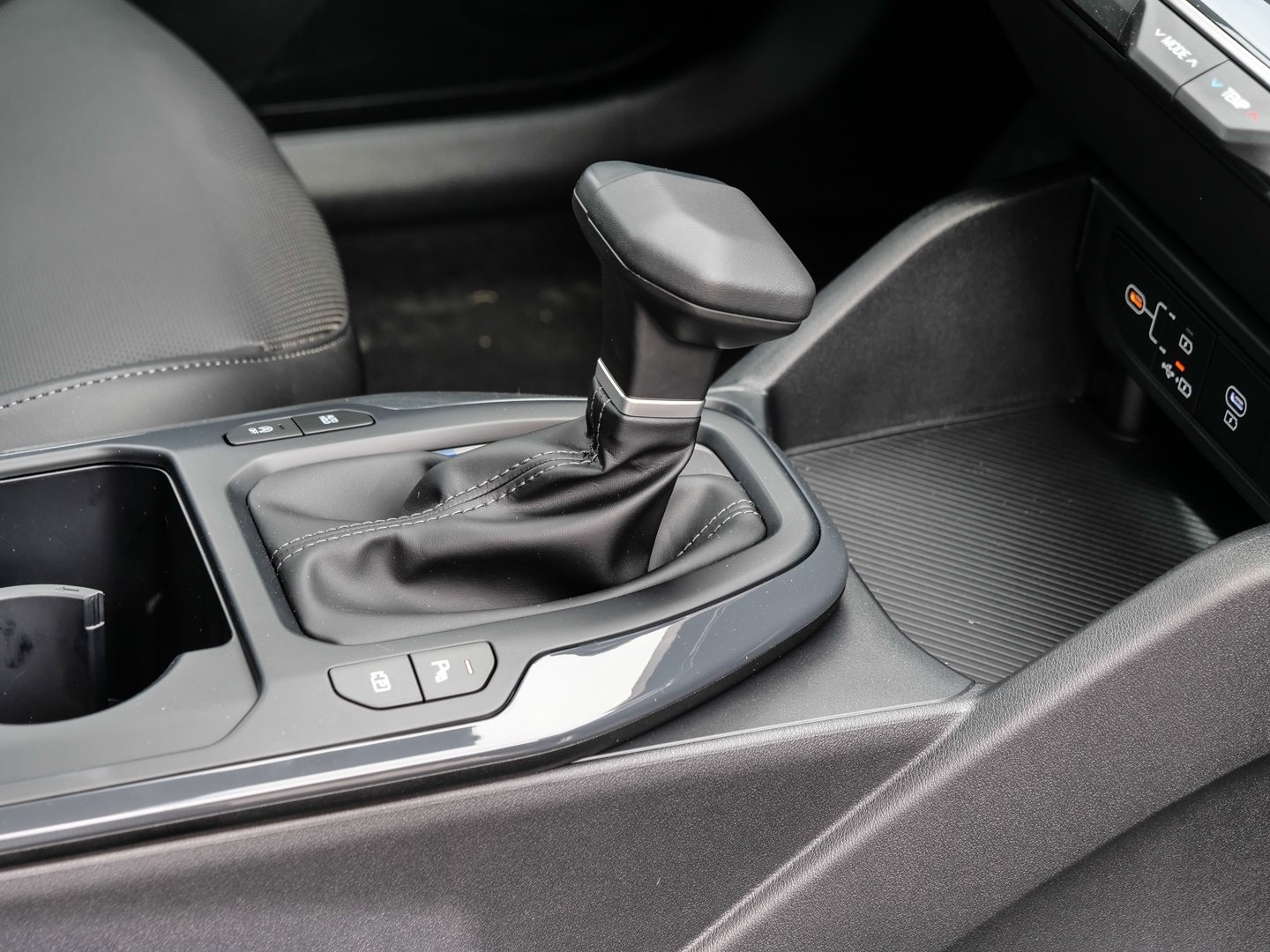 Kia K4 – Bild 18