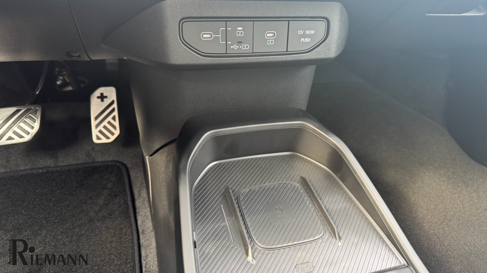 Kia EV4 – Bild 24