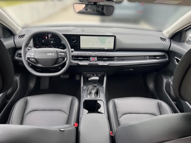 Kia K4 SW – Bild 10