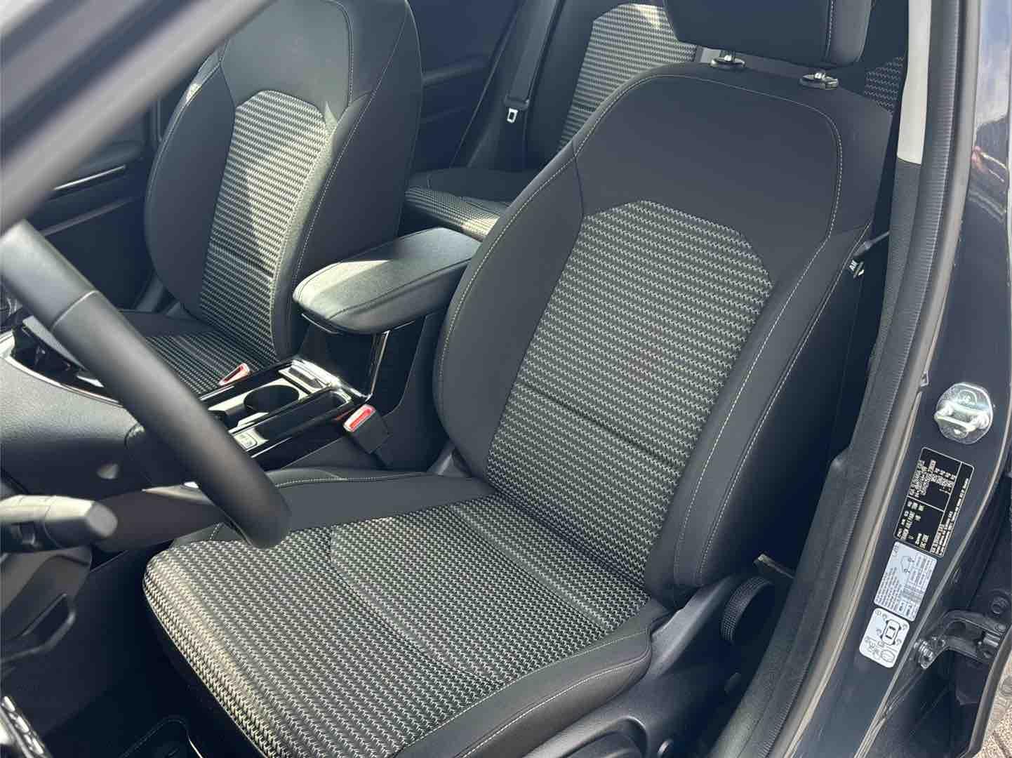 Kia cee'd – Bild 12
