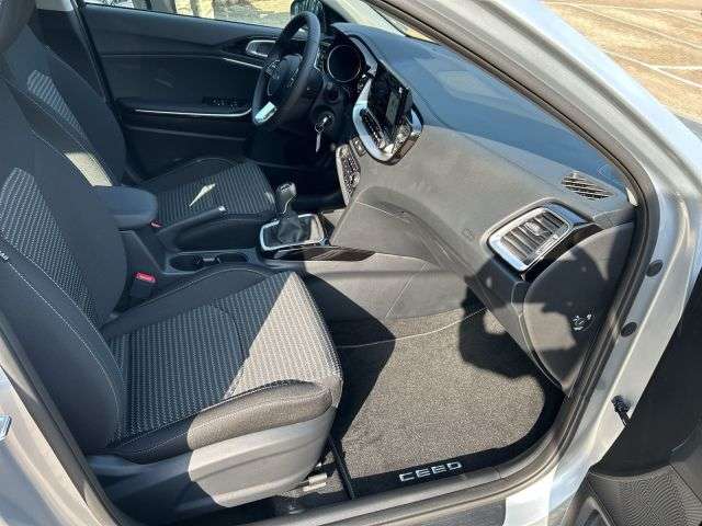 Kia cee'd – Bild 11