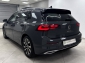 VW Golf 2.0 TDI Life Active Pano HUD Matrix ACC AHK Rcam Navi