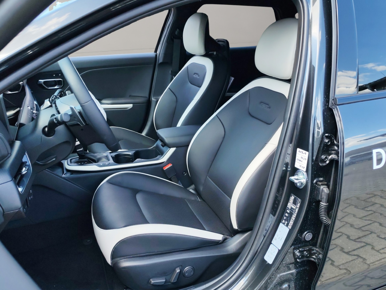 Kia K4 SW – Bild 20