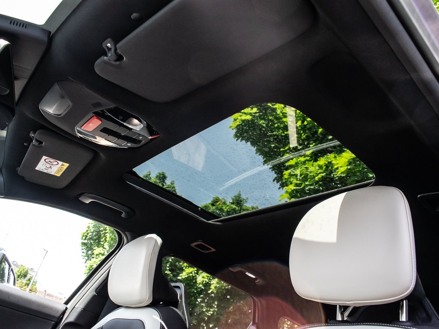 Kia K4 SW – Bild 17