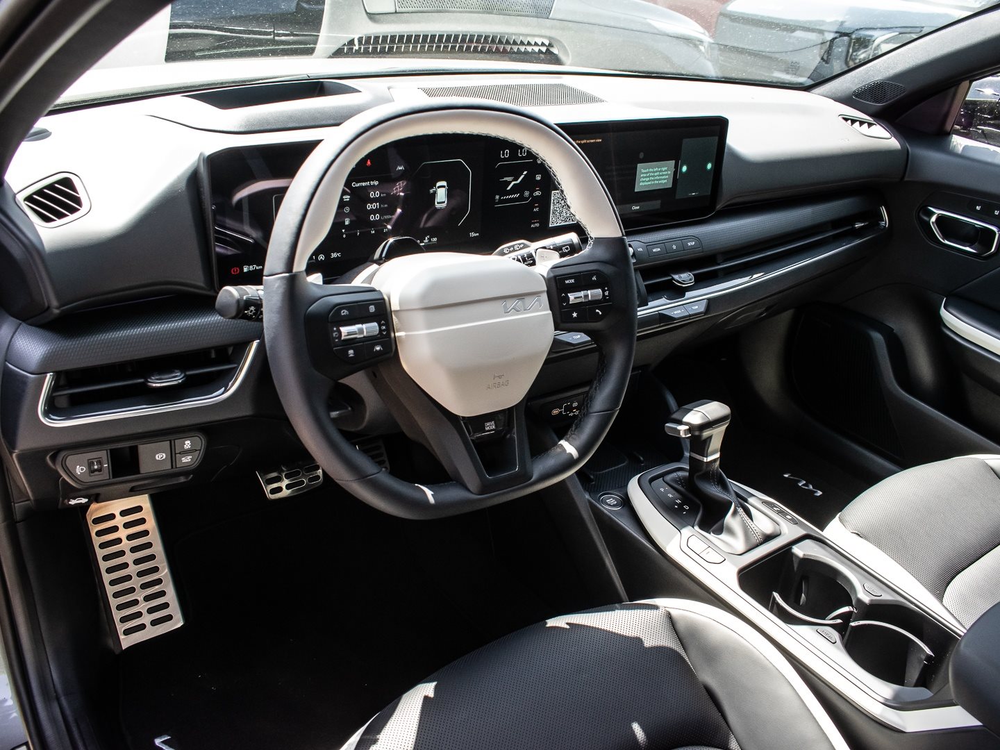 Kia K4 SW – Bild 7