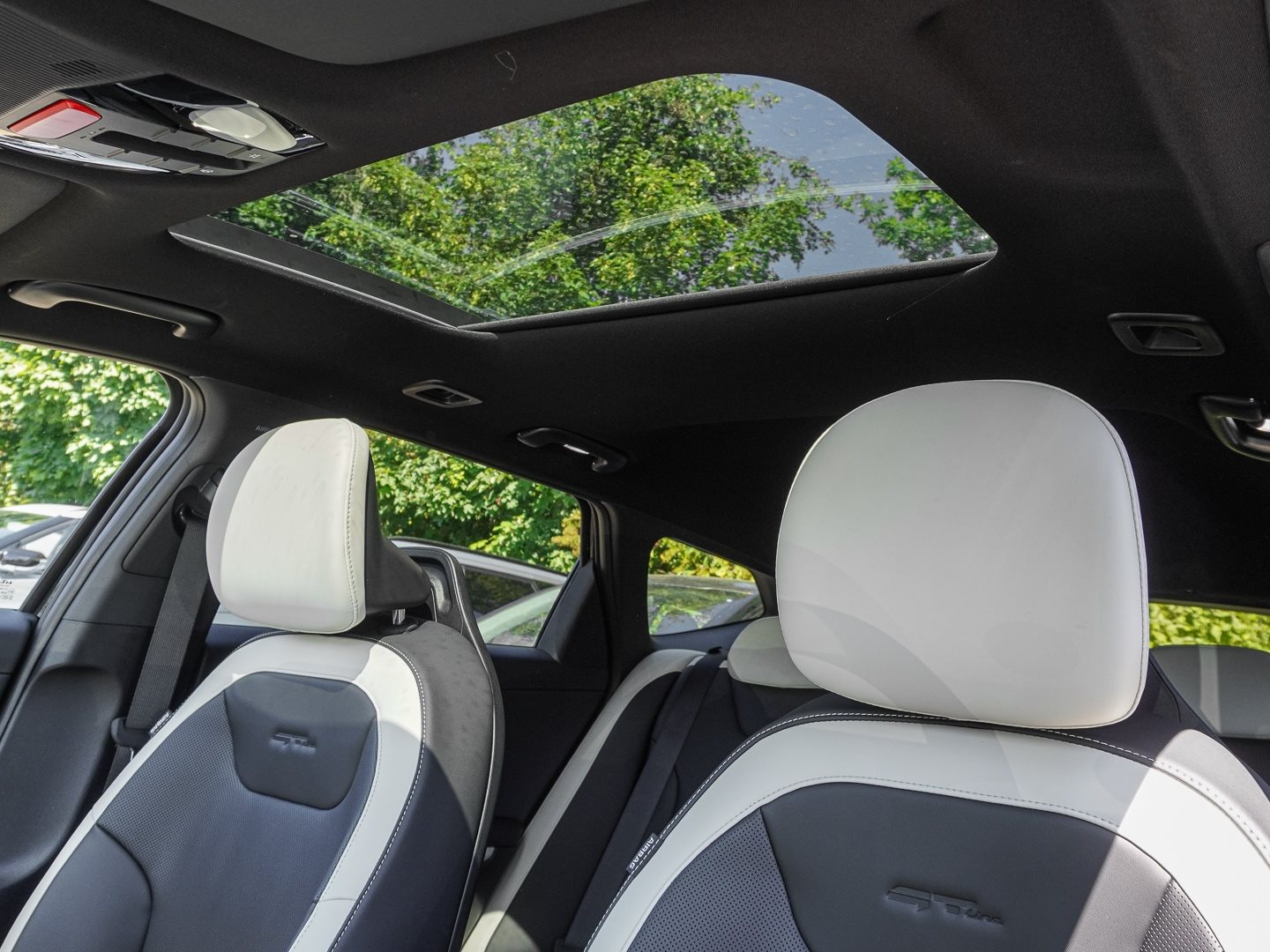 Kia K4 SW – Bild 4