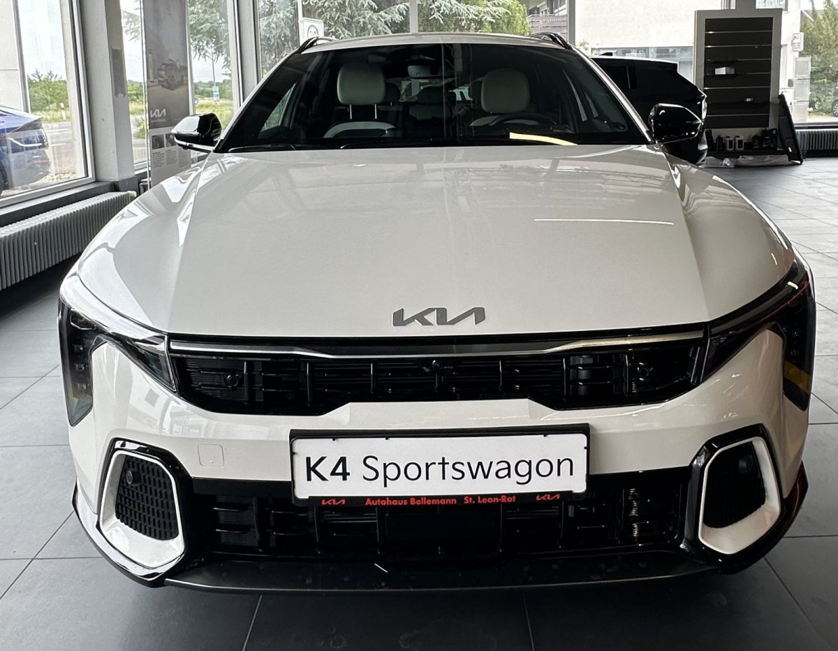 Kia K4 SW