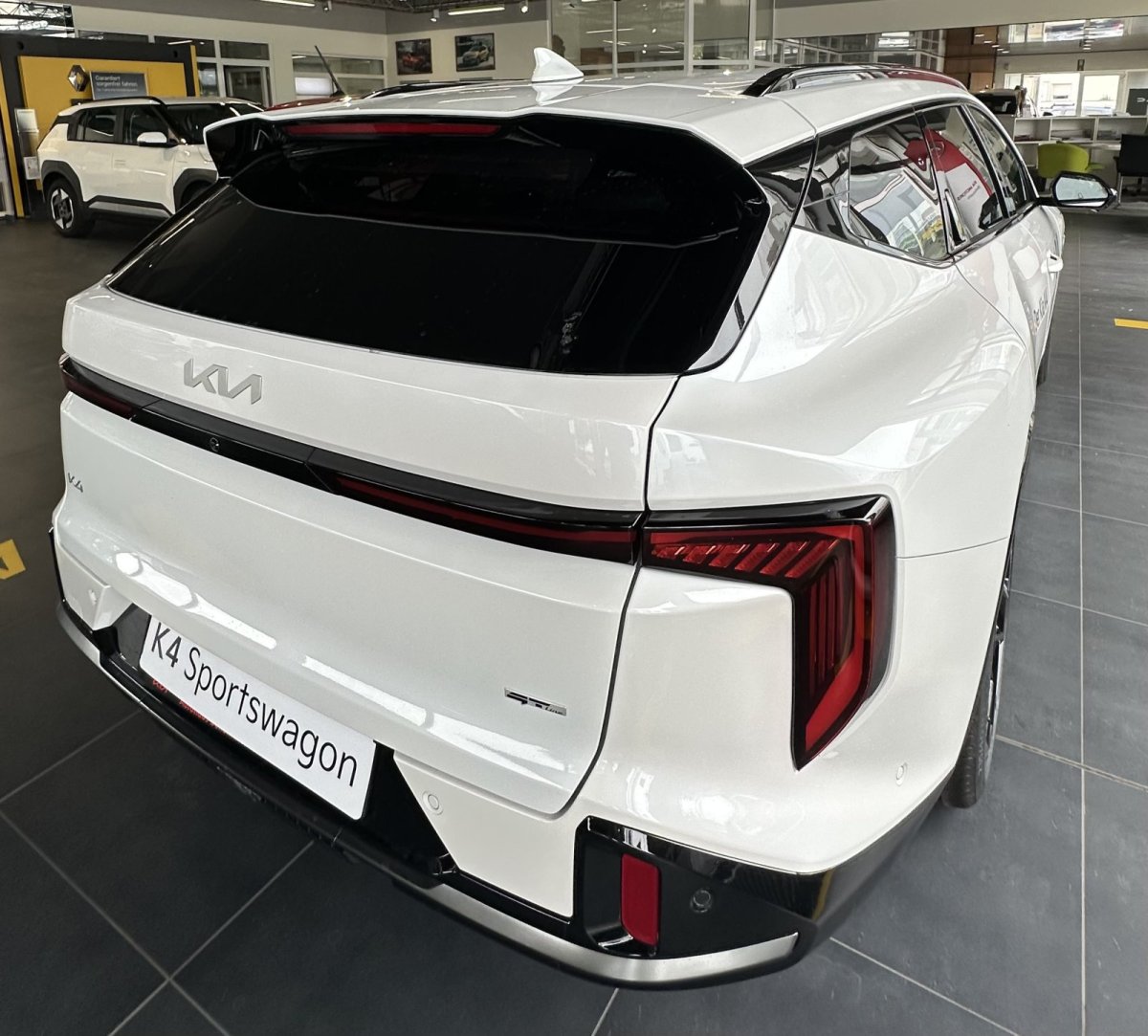 Kia K4 SW – Bild 5