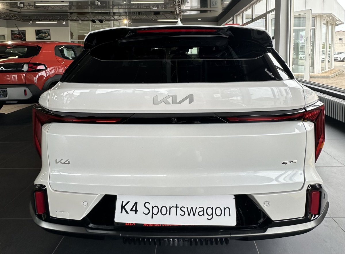 Kia K4 SW – Bild 6