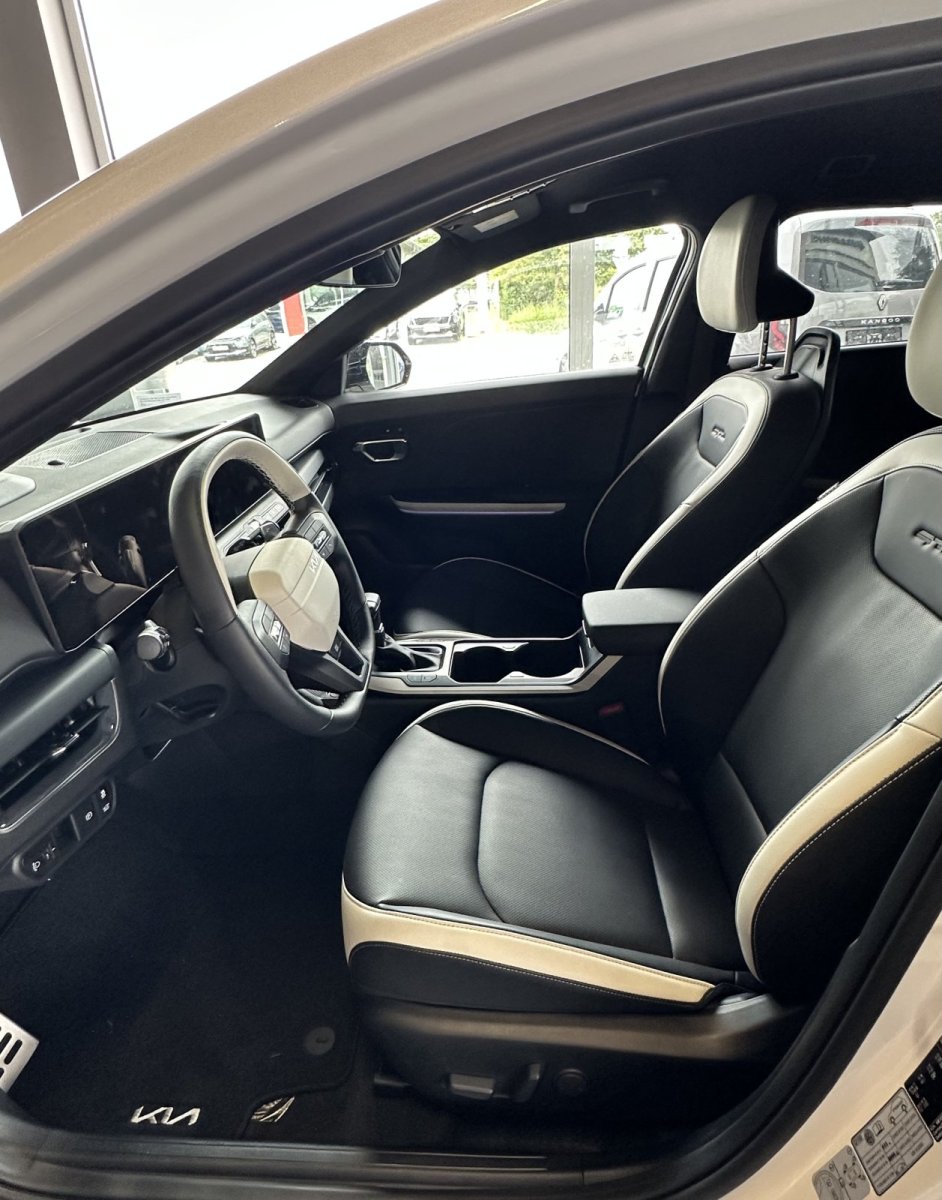 Kia K4 SW – Bild 9