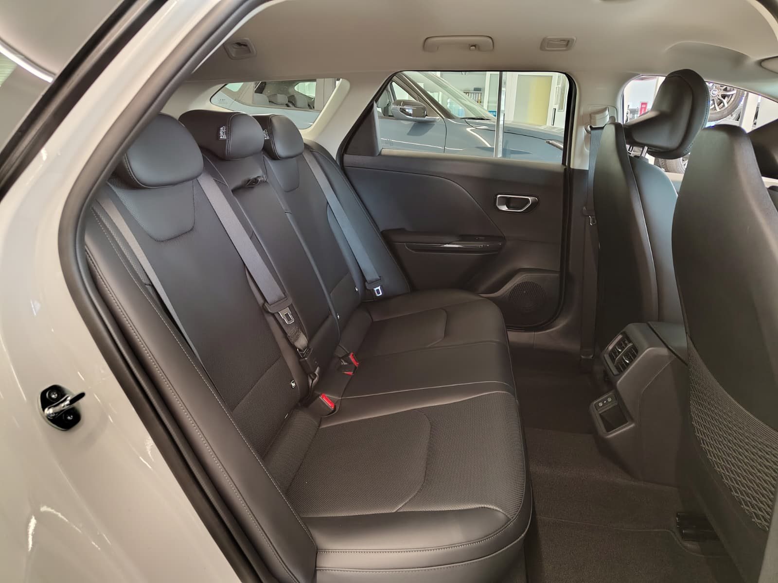 Kia K4 SW – Bild 12