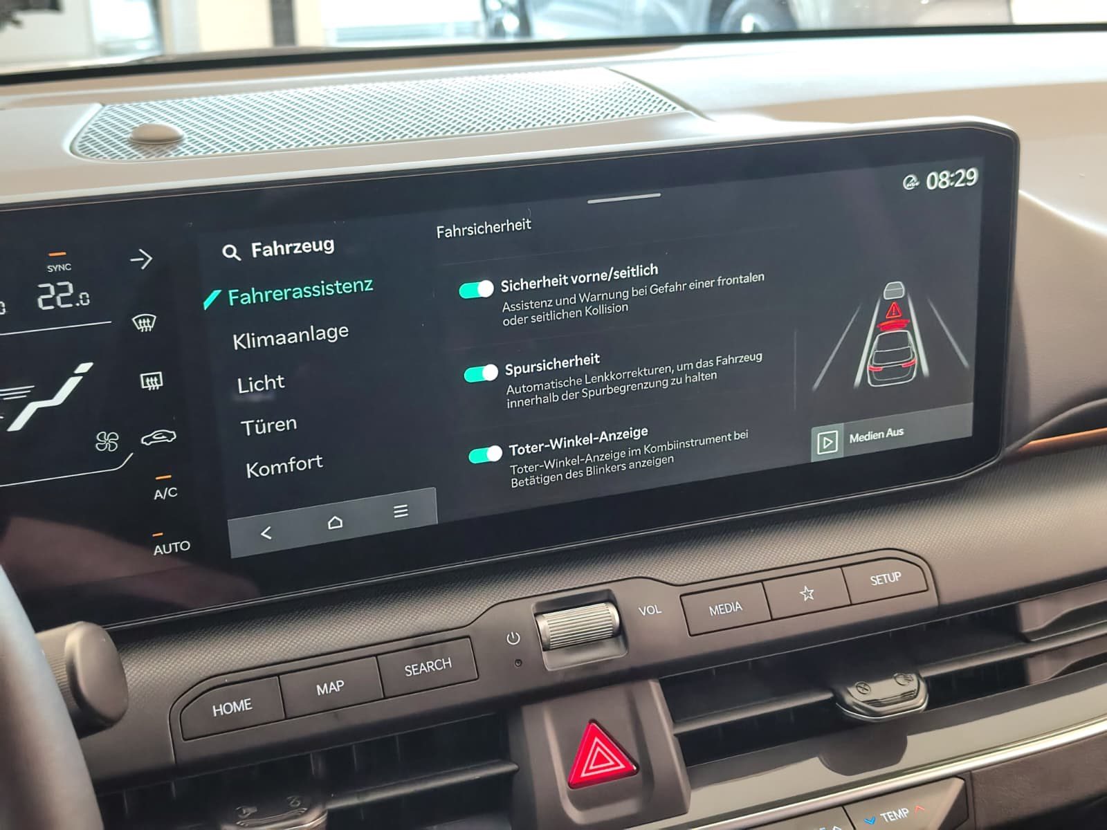 Kia K4 SW – Bild 26