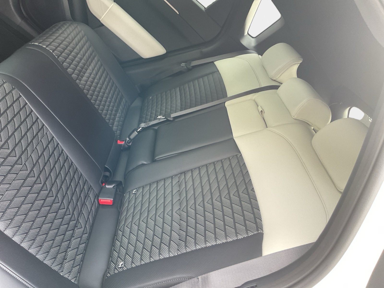 Kia EV4 – Bild 10