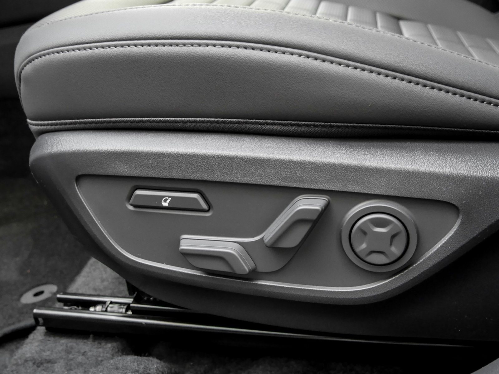 Kia Seltos – Bild 11