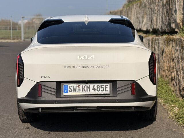 Kia EV4