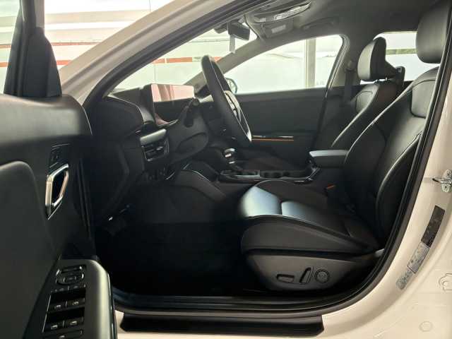 Kia K4 SW – Bild 12