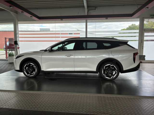 Kia K4 SW – Bild 2