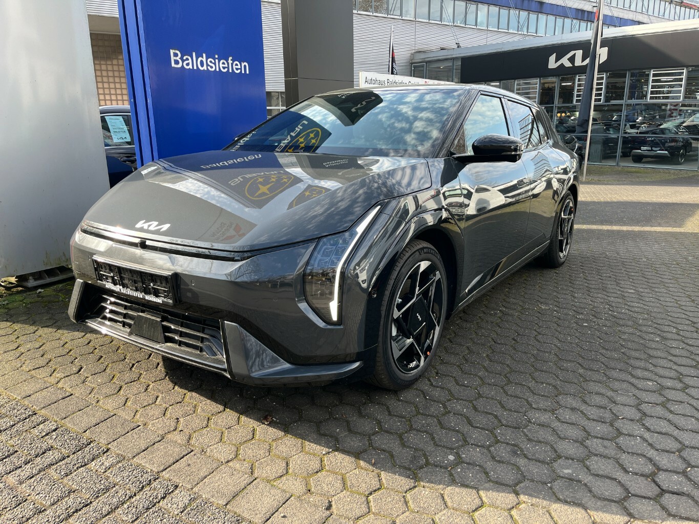 Kia EV4