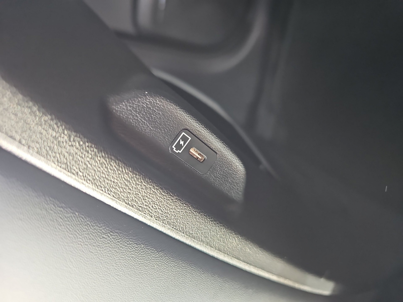 Kia EV4 – Bild 28