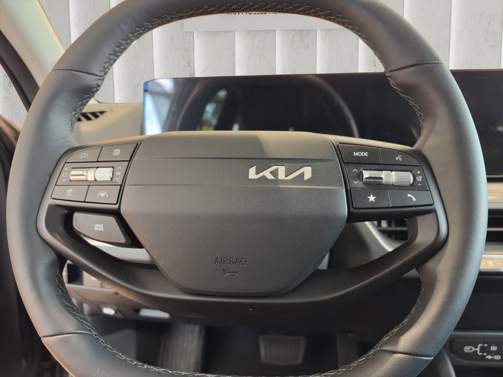 Kia K4 – Bild 13