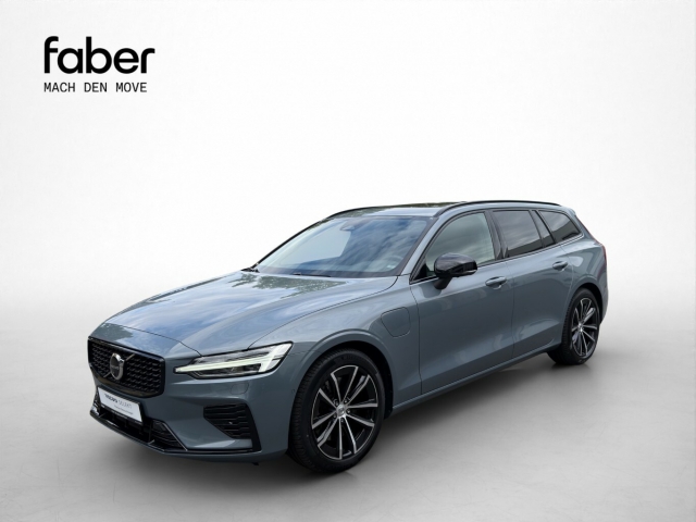 Volvo V60 T6 Plus Dark Recharge Plug-In Hybrid AWD