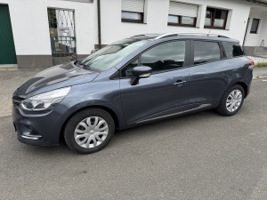 Renault Clio 90 Bose Klima Navi PDC SHZ ServNeu 60tkm 1Hd