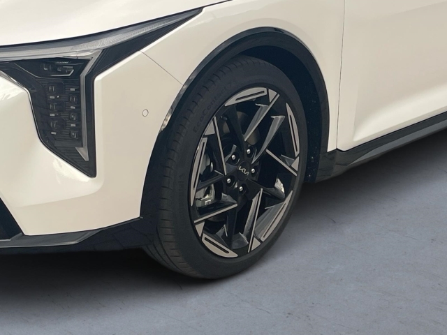 Kia K4 SW – Bild 8