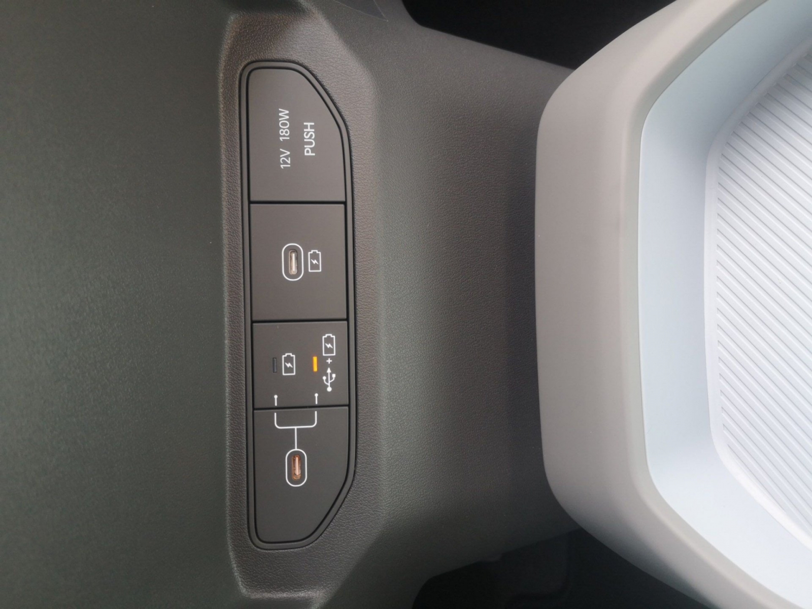 Kia EV3 – Bild 25
