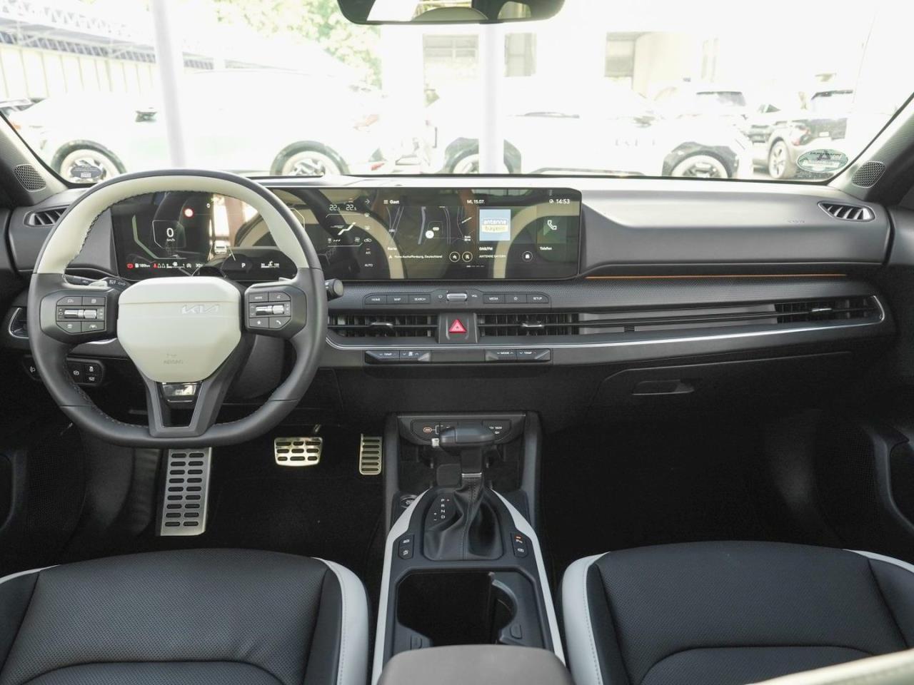 Kia K4 SW – Bild 12