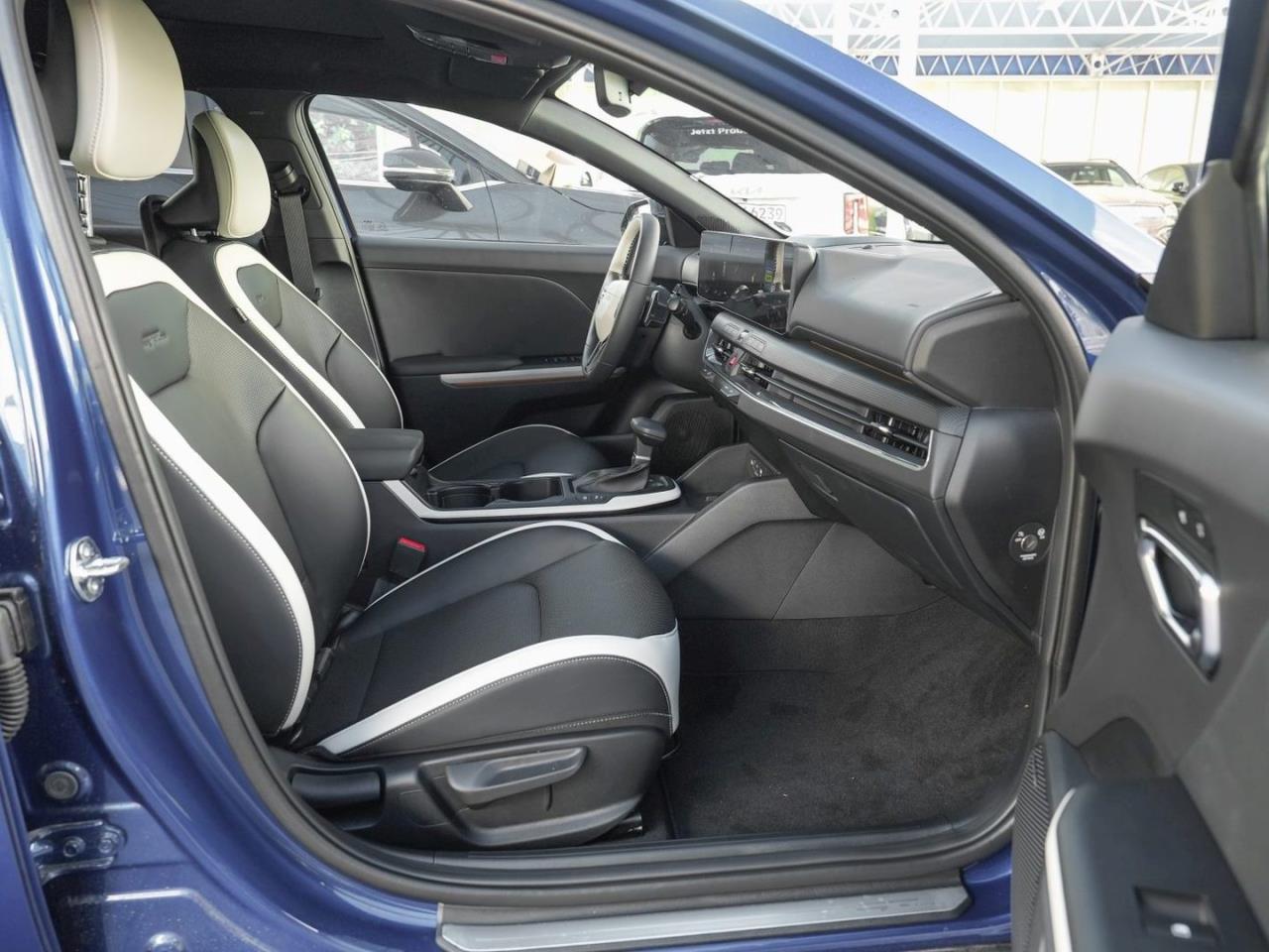 Kia K4 SW – Bild 8