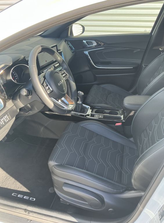 Kia cee'd – Bild 11