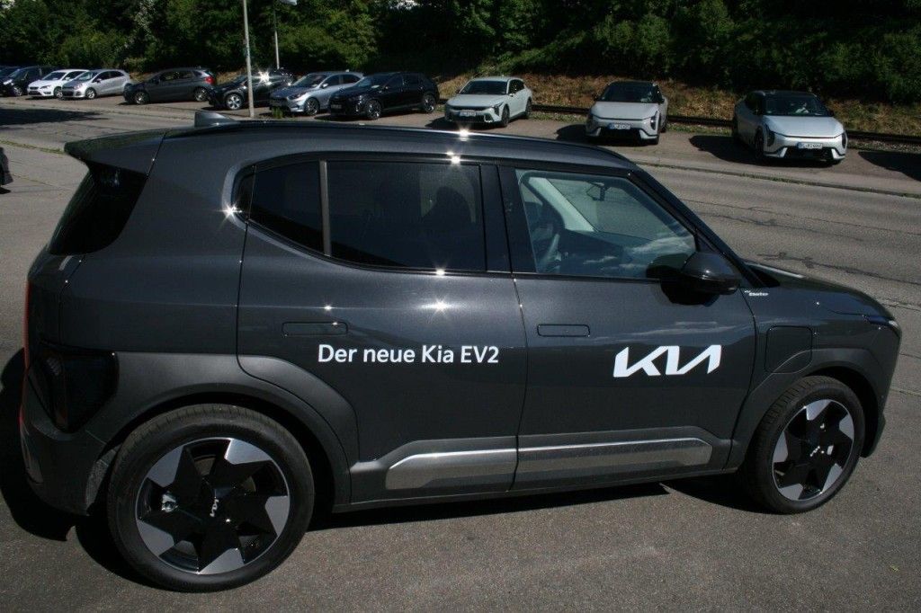 Kia EV2