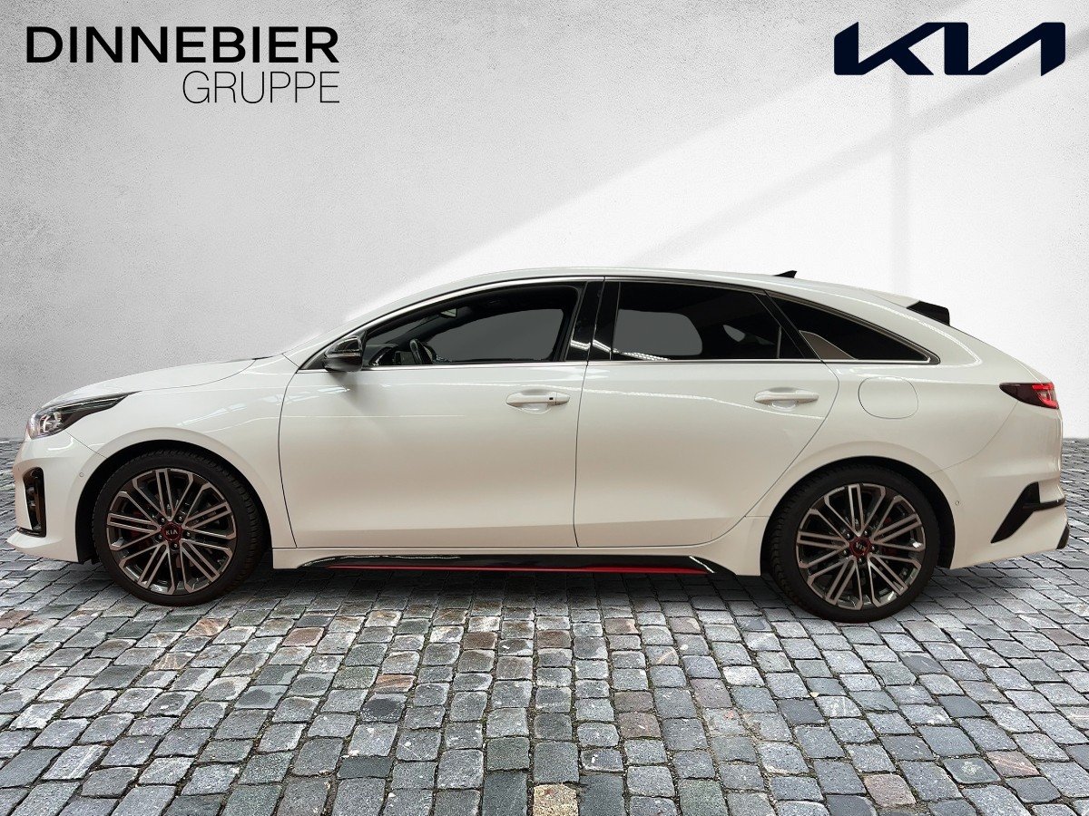Kia ProCeed