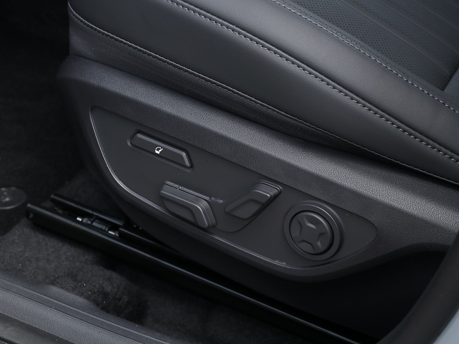 Kia Seltos – Bild 16