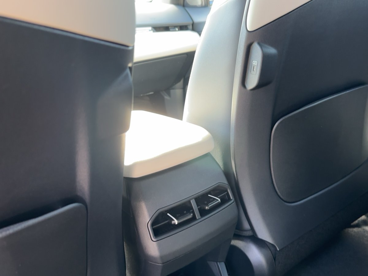 Kia EV4 – Bild 20