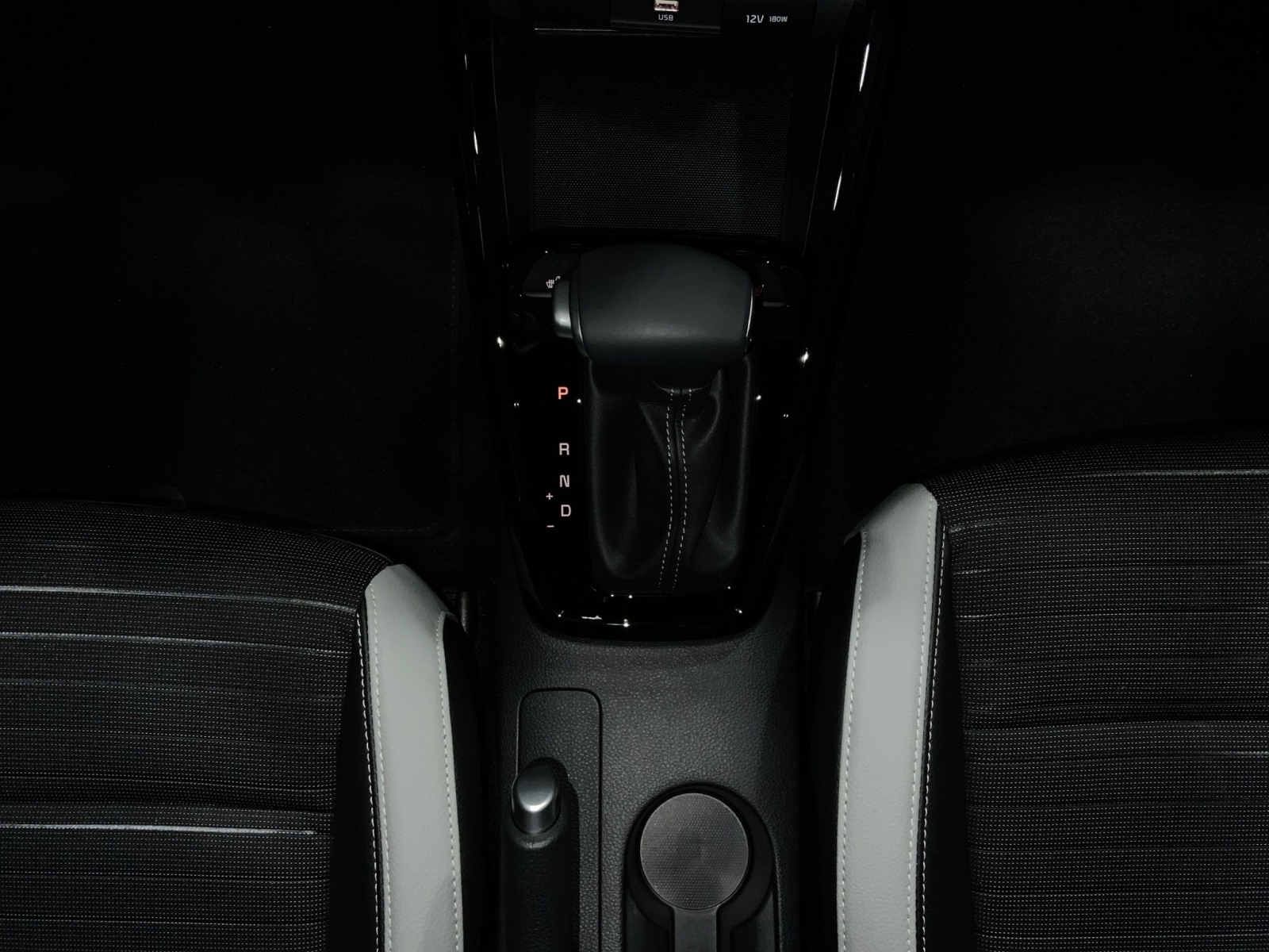 Kia Stonic – Bild 17