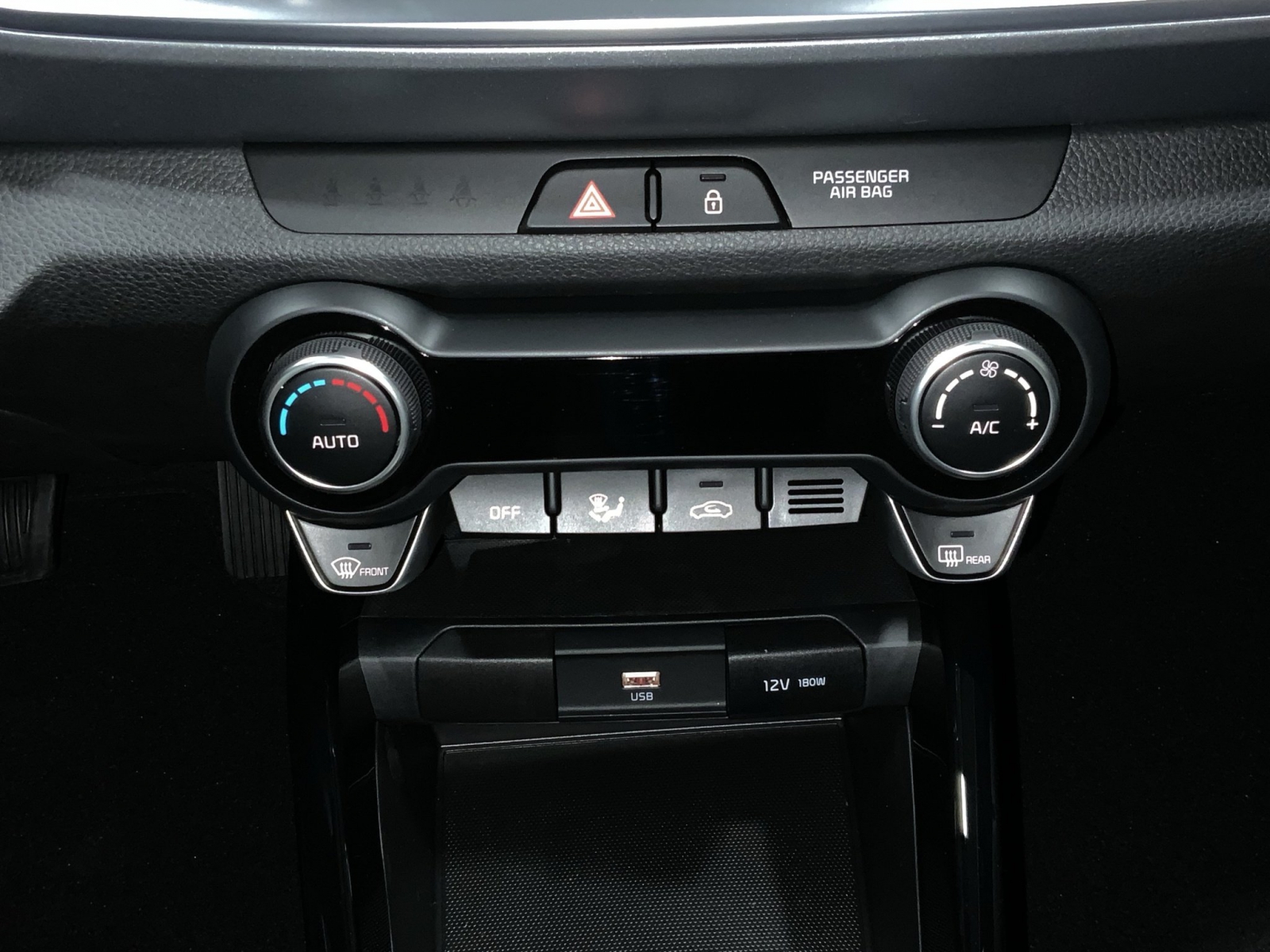 Kia Stonic – Bild 18