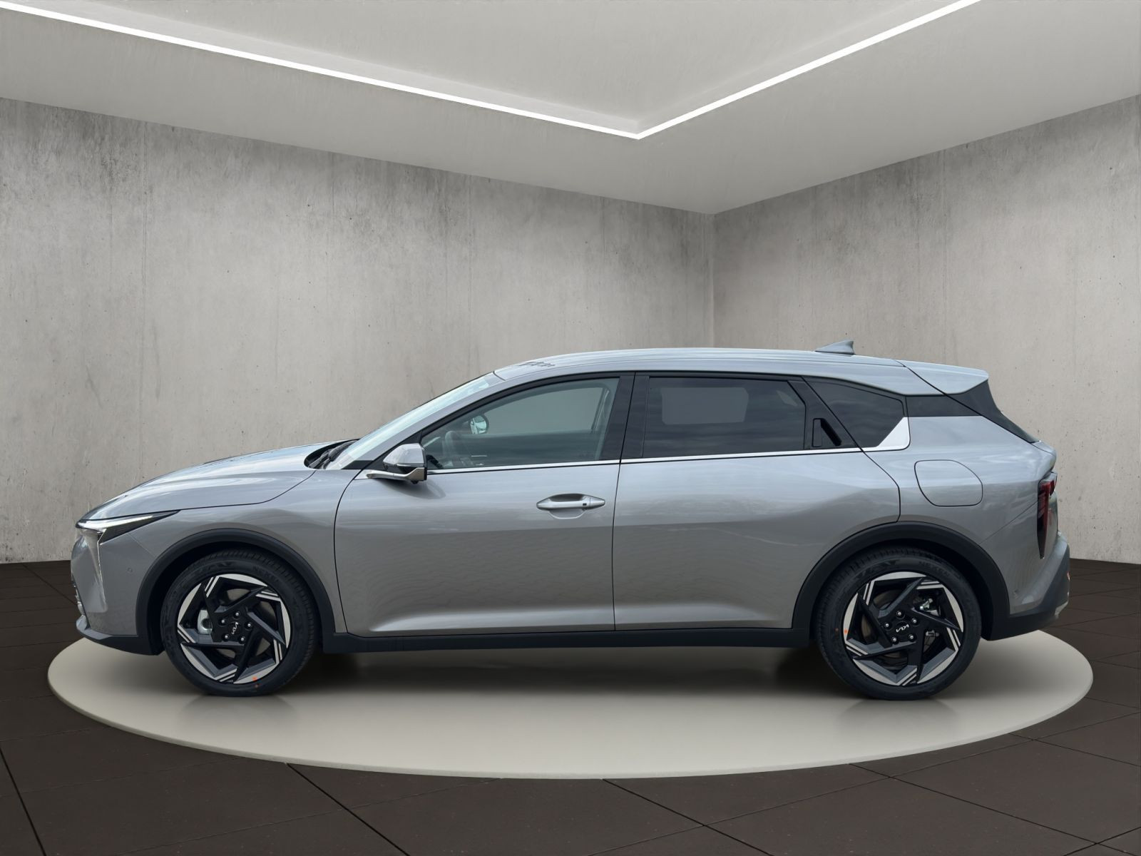 Kia K4
