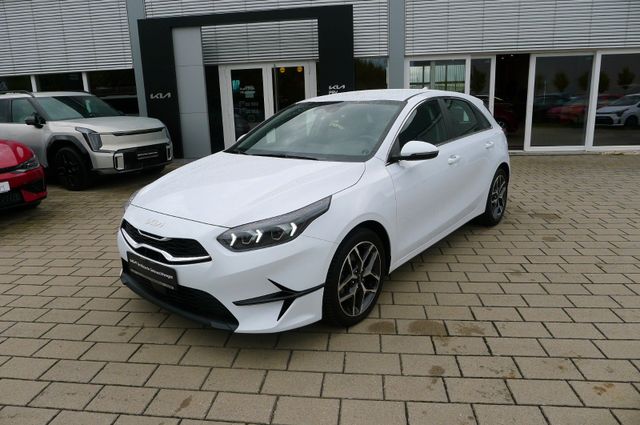 Kia CEED 2025 — Kia cee'd