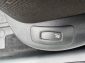 Renault Clio 90 Bose Klima Navi PDC SHZ ServNeu 60tkm 1Hd