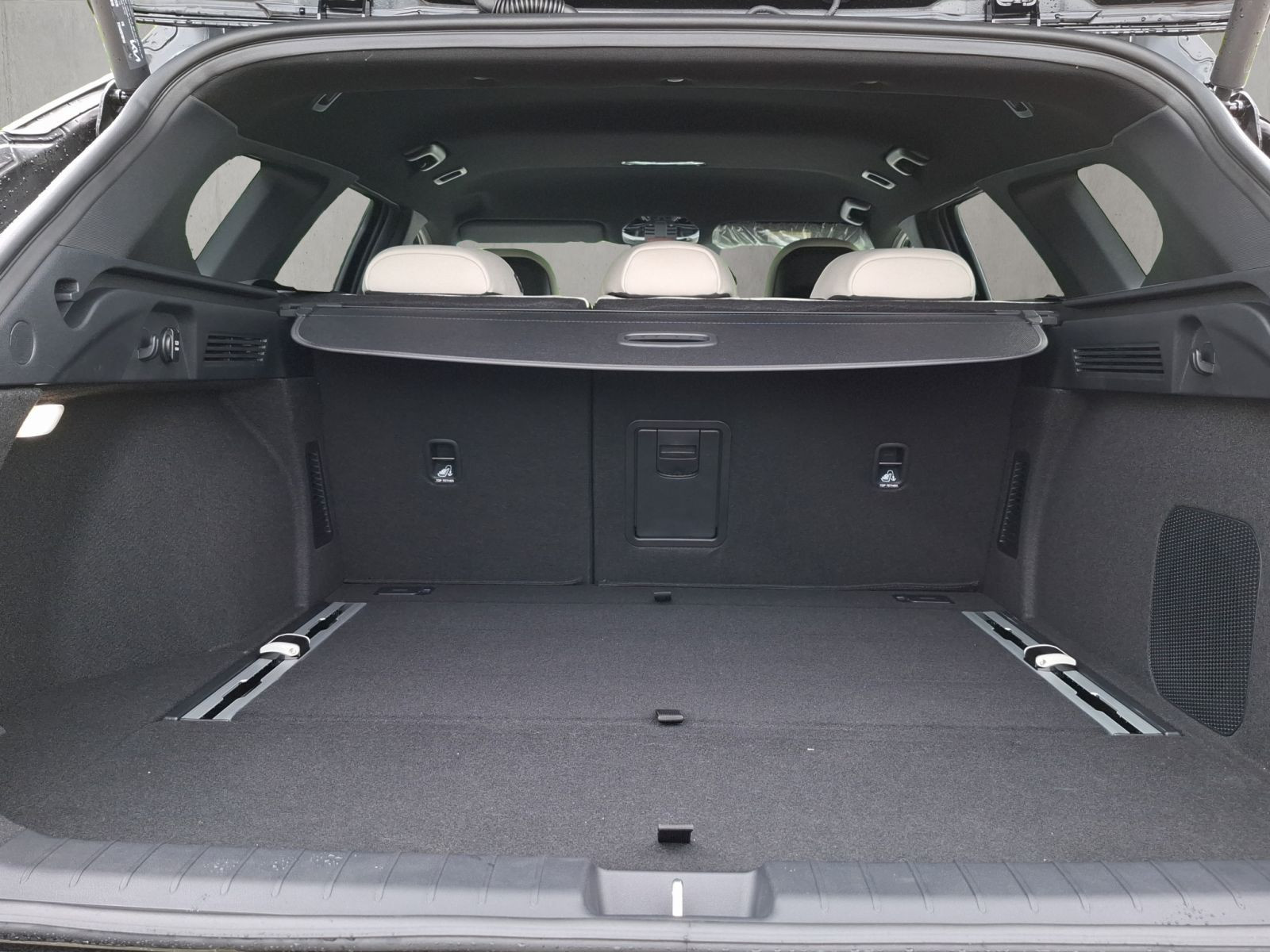 Kia K4 SW – Bild 19