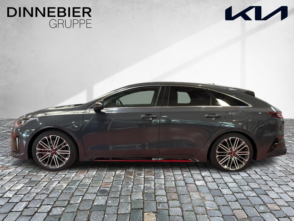Kia ProCeed